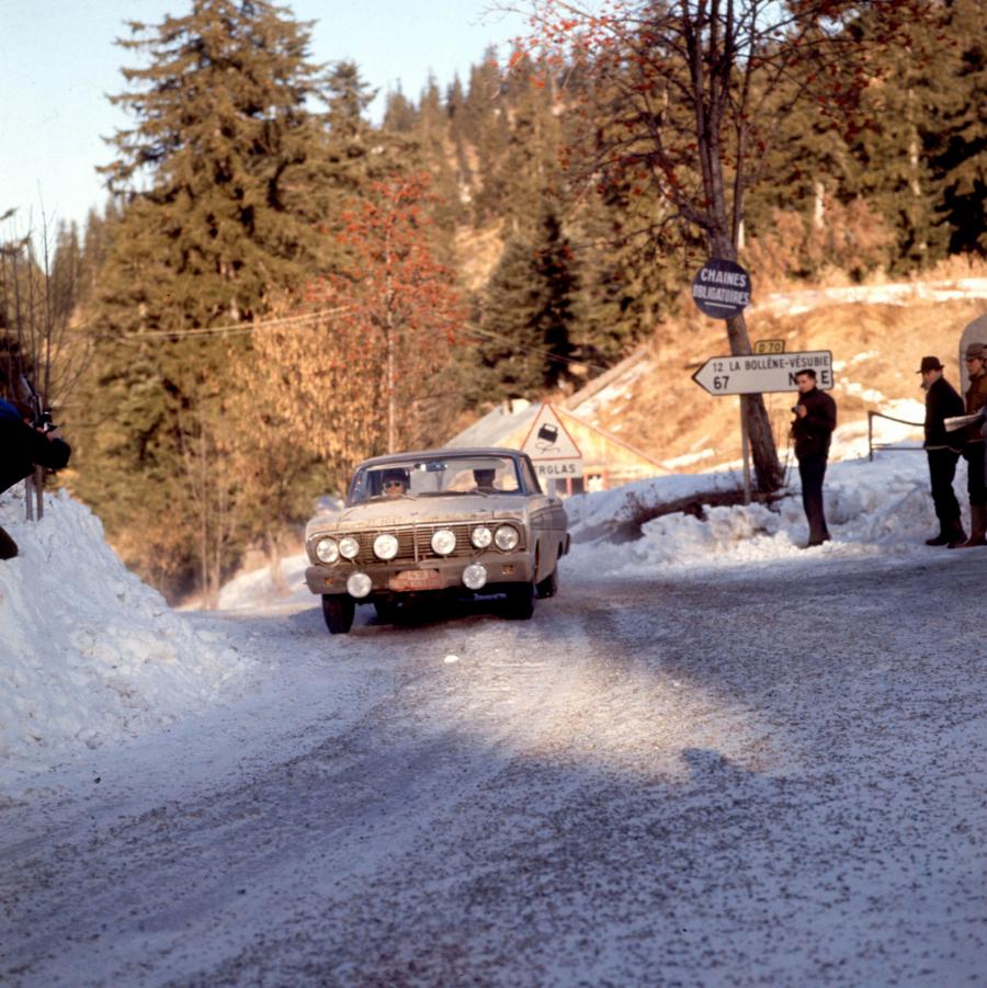  Ford Falcon 1964 года  (фото 18 из 24)
